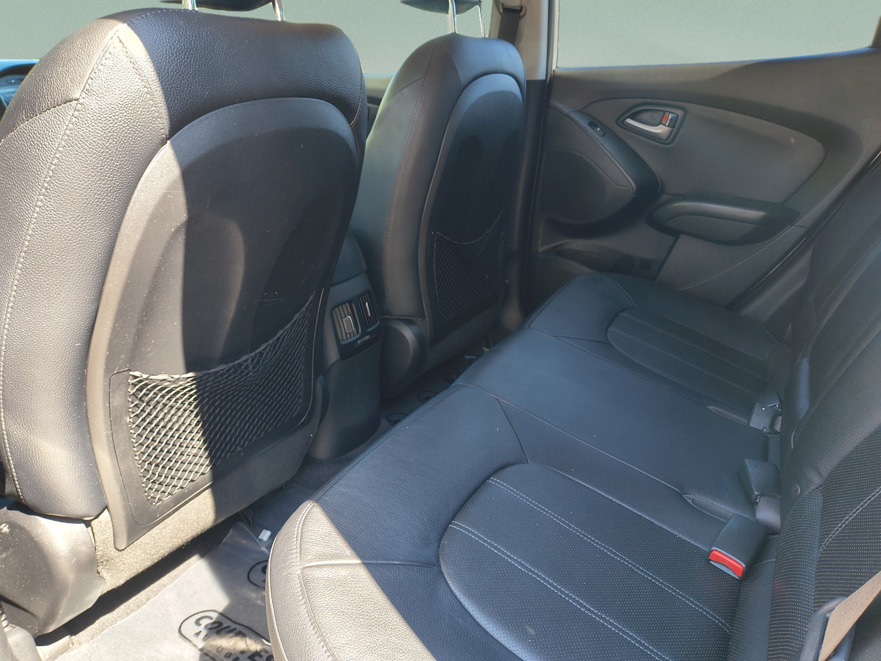 Used 2014 Hyundai Tucson Limited FWD image 15