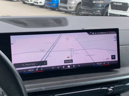 Used 2024 BMW X5 xDrive40i w/ Premium Package image 23