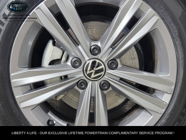 Used 2024 Volkswagen Jetta SE FWD image 11