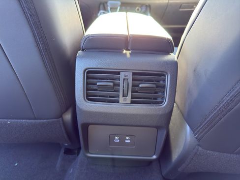 New 2026 Nissan Rogue SV w/ SV Premium Package image 31