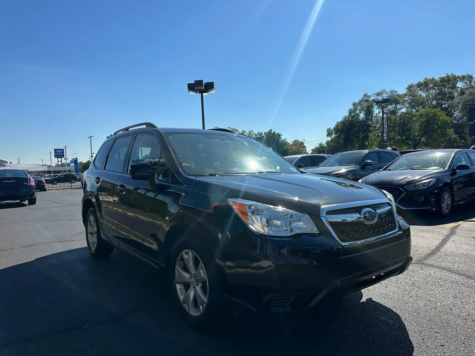 Used 2015 Subaru Forester 2.5i Premium w/ All-Weather Package AWD/4WD image 3