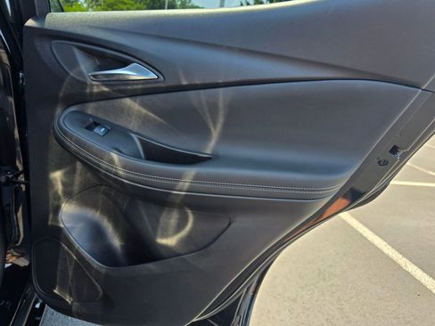 Used 2024 Buick Encore GX Sport Touring image 41