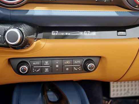 Used 2021 Ferrari 812 GTS RWD image 35