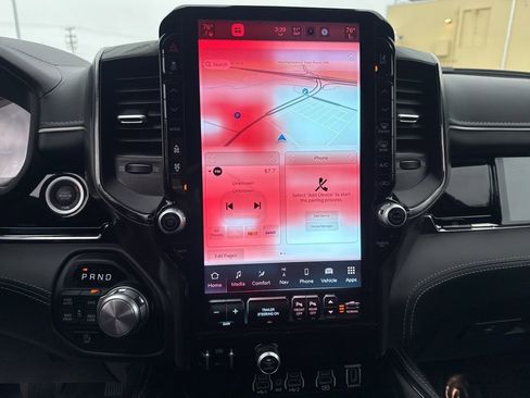 Certified 2025 RAM 1500 Limited image 12