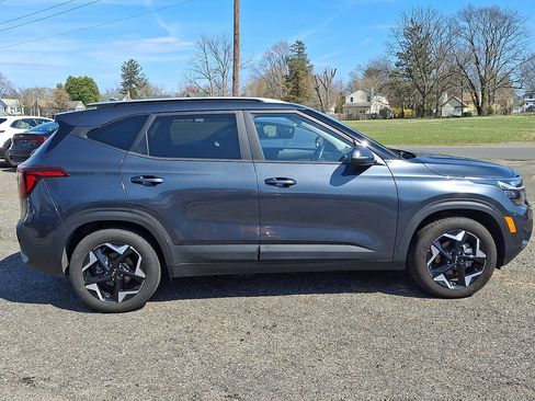 Certified 2026 Kia Seltos S FWD image 8
