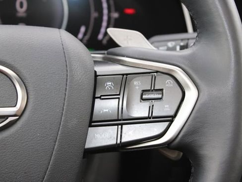 Used 2025 Lexus NX 350h AWD w/ Premium Package image 17