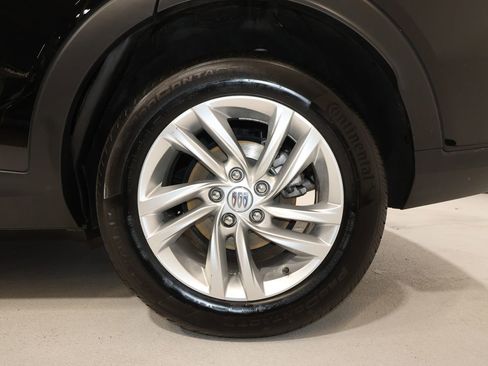 Certified 2024 Buick Envista Preferred w/ Convenience I Package image 32