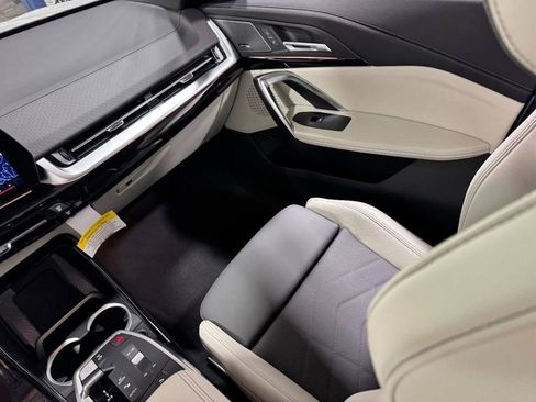 New 2026 BMW X2 xDrive28i w/ Technology Package AWD/4WD image 15