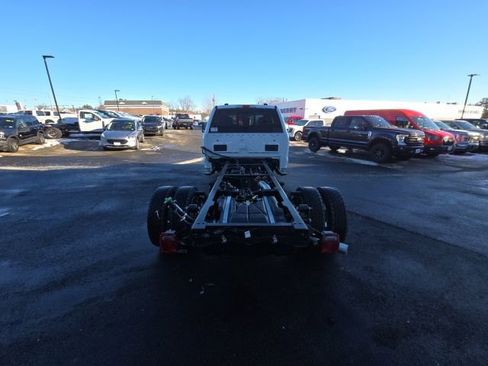 New 2026 Ford F550 4x4 Supercab Super Duty image 4