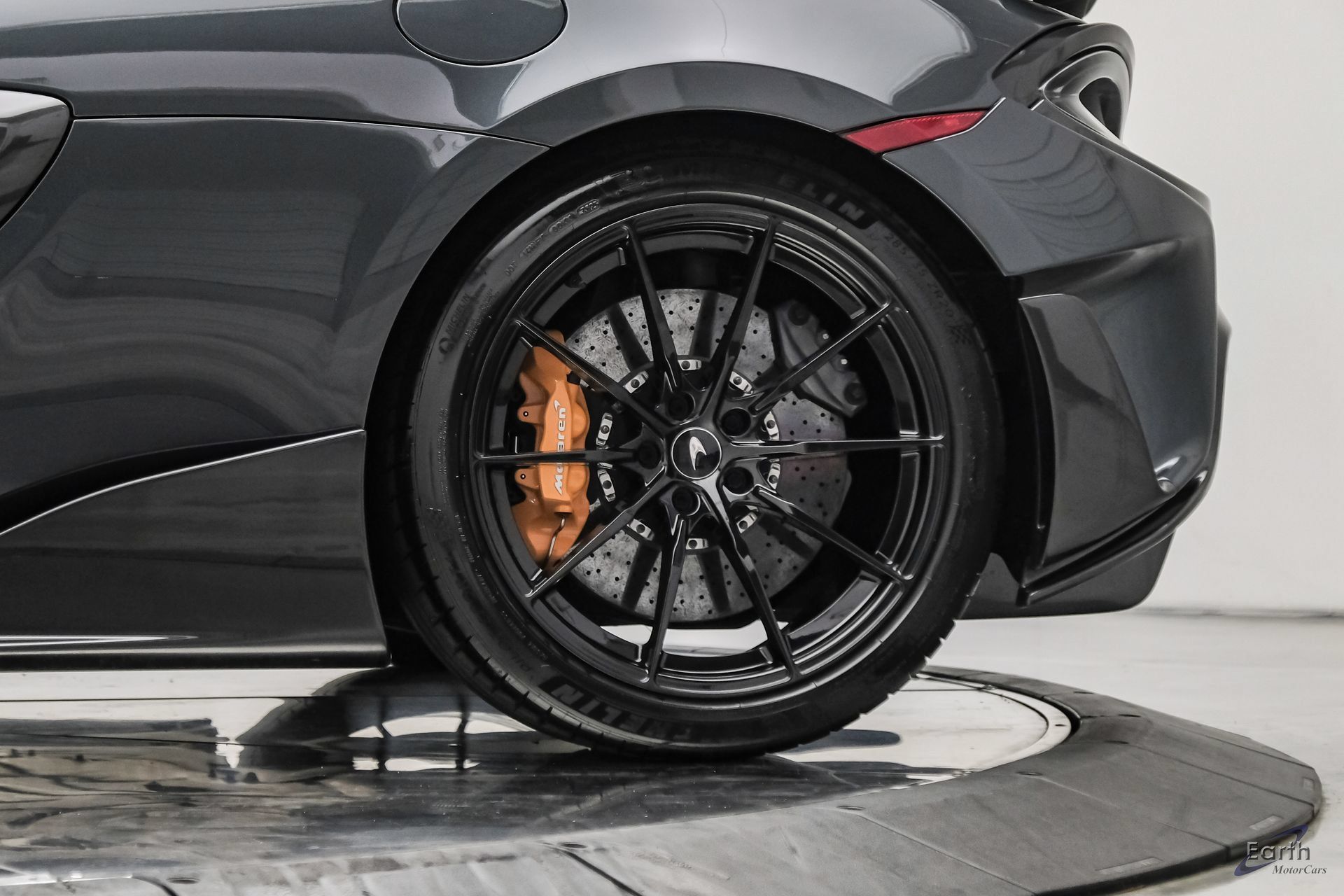 Used 2019 McLaren 600LT RWD image 99