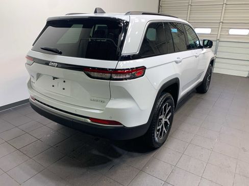 New 2026 Jeep Grand Cherokee Limited AWD/4WD image 3