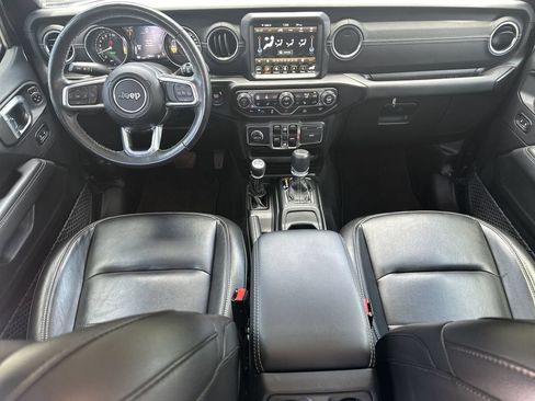 Used 2023 Jeep Wrangler Unlimited Sahara w/ Cold Weather Group AWD/4WD image 25