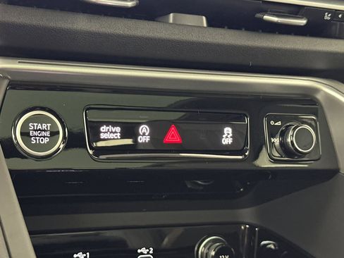 New 2025 Audi Q5 Premium Plus image 20