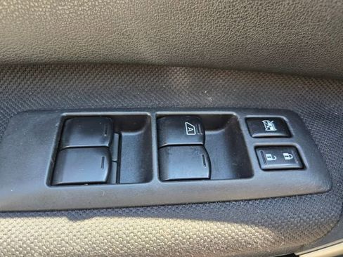 Used 2012 Nissan Rogue S w/ Special Edition Pkg FWD image 35
