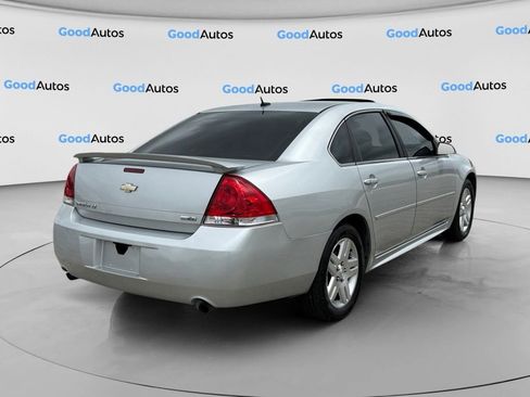 Used 2012 Chevrolet Impala LT w/ LT Sunroof Package FWD image 9