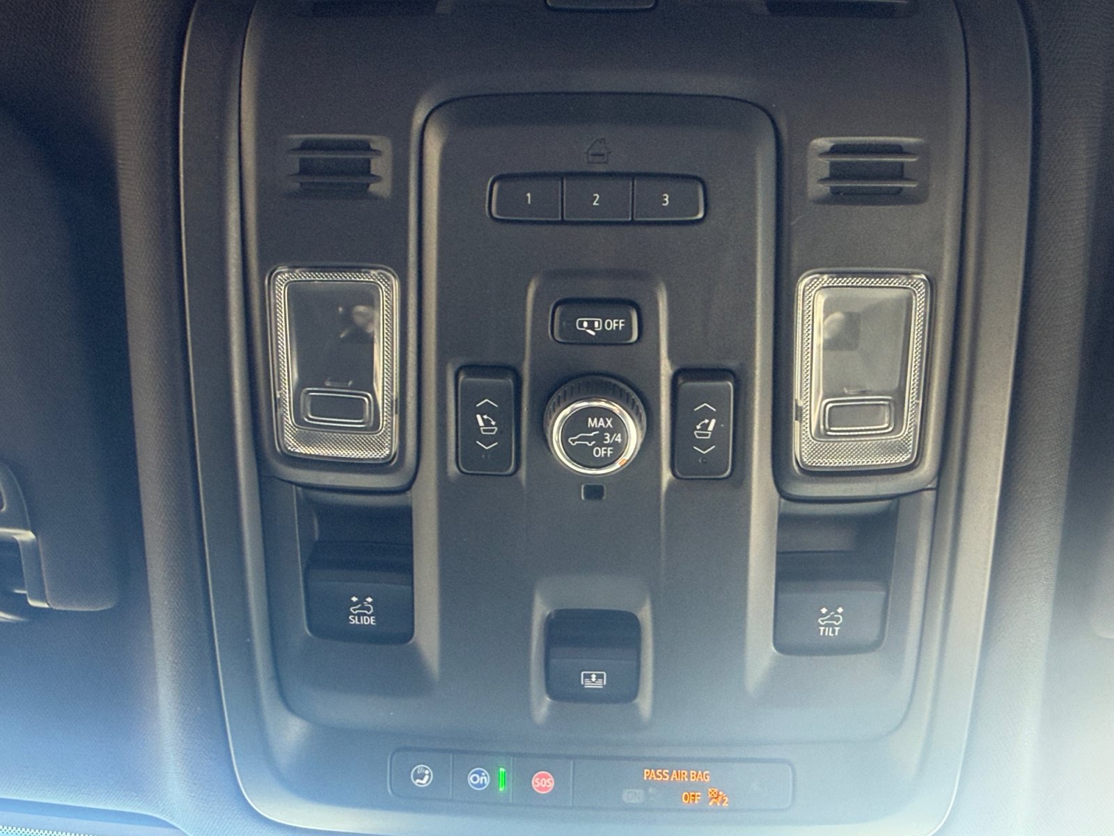 Used 2021 Cadillac Escalade Premium Luxury w/ Driver Assist Tech Package AWD/4WD image 16