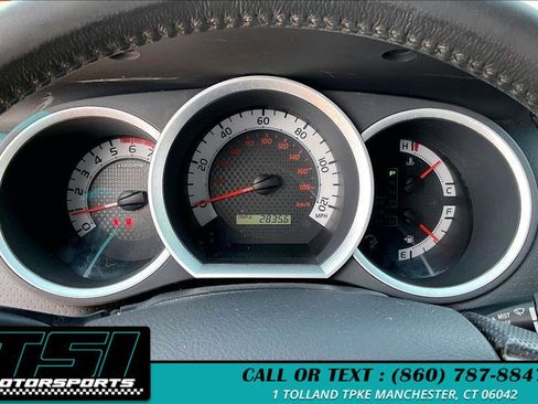 Used 2012 Toyota Tacoma 4x4 Double Cab w/ TRD Off-Road Pkg image 20