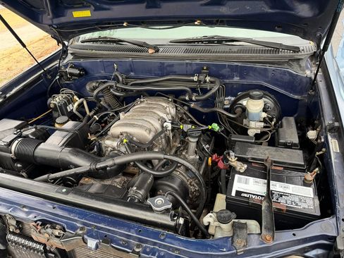 Used 2003 Toyota Sequoia SR5 image 18