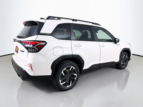 New 2025 Subaru Forester Premium image 7