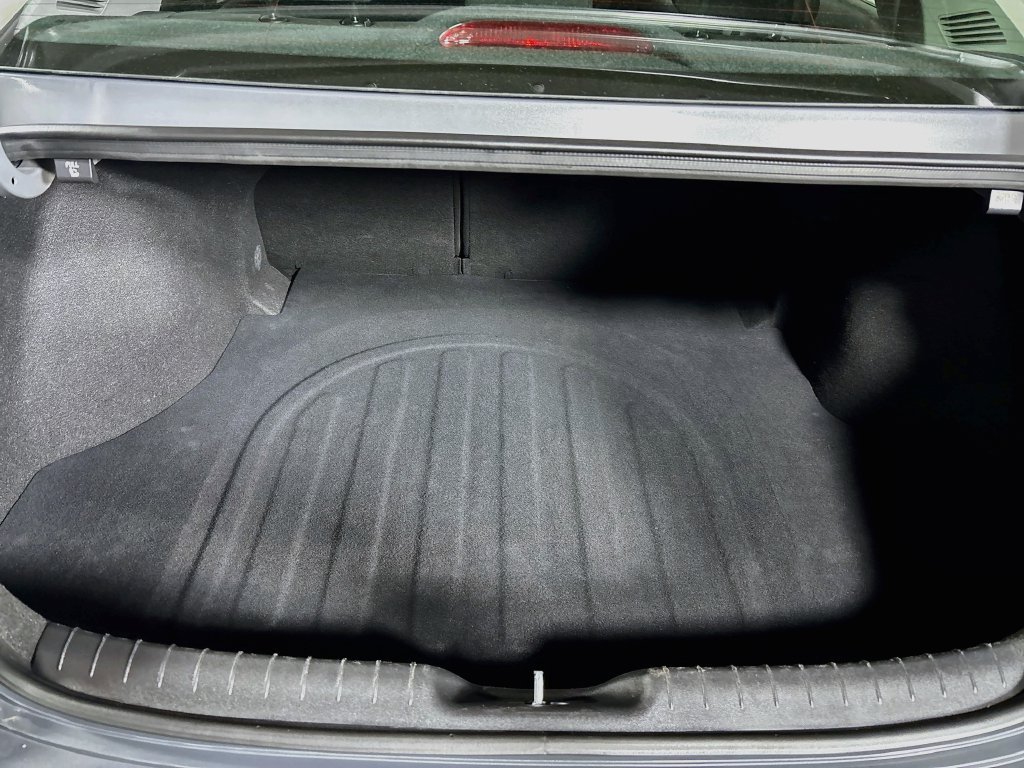 Used 2025 Hyundai Elantra SEL FWD image 22