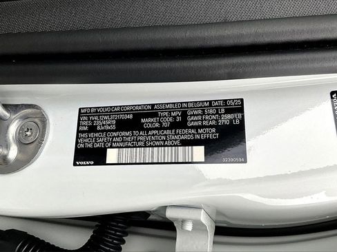 New 2026 Volvo V60 B5 Cross Country Ultra w/ Climate Package image 8