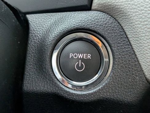 Used 2025 Toyota RAV4 Limited w/ Advanced Technology Package AWD/4WD image 32