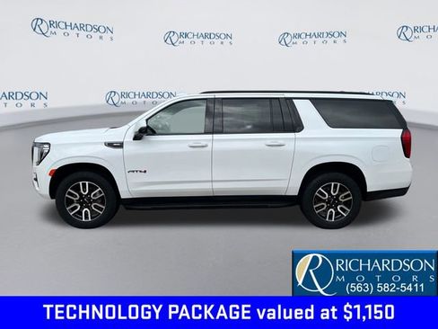 Used 2023 GMC Yukon XL AT4 w/ Technology Package image 2