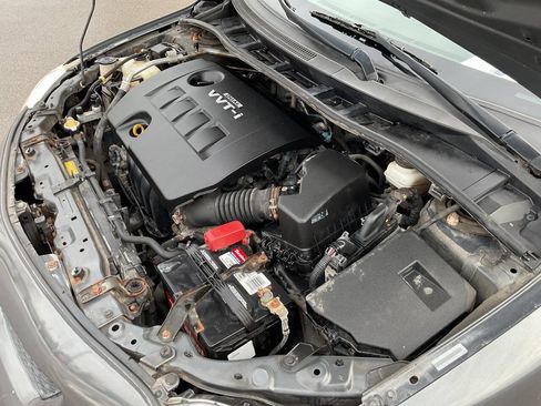 Used 2010 Toyota Corolla LE image 41