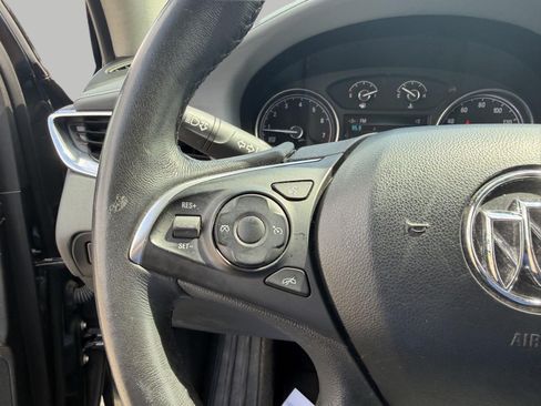 Used 2018 Buick Enclave Essence w/ LPO, Luxury Package FWD image 20