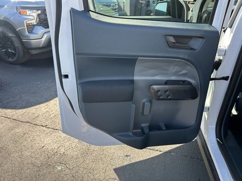 Used 2025 Ford Maverick XL w/ Equipment Group 102A image 12