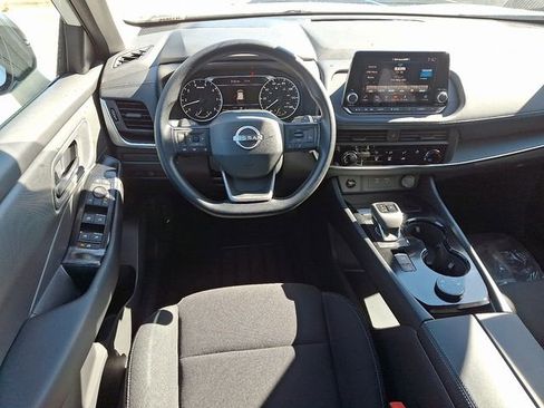 New 2026 Nissan Rogue S image 9