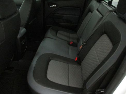 Used 2022 Chevrolet Colorado Z71 image 10