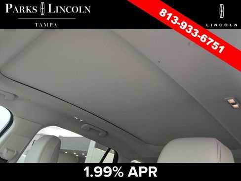 Certified 2025 Lincoln Aviator Reserve RWD image 21