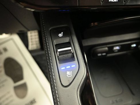 Certified 2025 Kia Telluride SX Prestige AWD/4WD image 23
