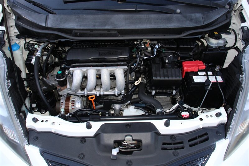 Used 2011 Honda Fit image 17