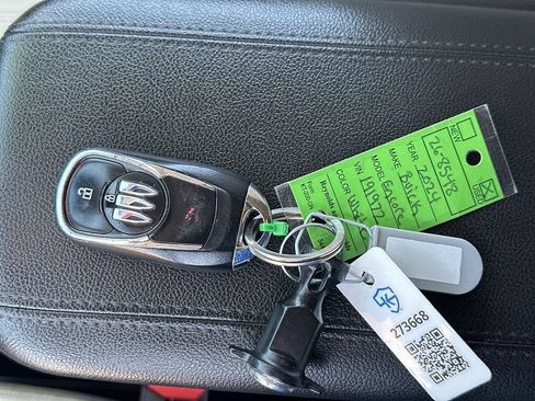 Used 2024 Buick Encore GX Sport Touring FWD image 22