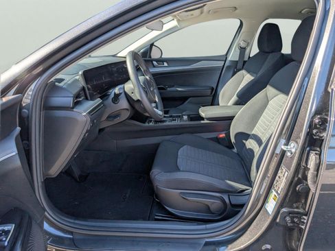 Certified 2025 Kia K5 LXS image 28