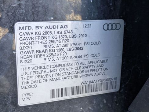 Used 2023 Audi SQ5 Premium Plus w/ Premium Plus Package image 32