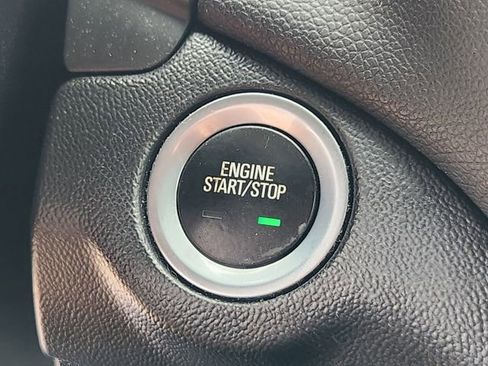 Used 2019 Chevrolet Equinox LT FWD image 20