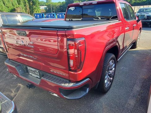 Used 2024 GMC Sierra 1500 Denali w/ Denali Reserve Package AWD/4WD image 9