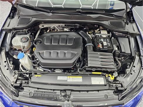 Used 2024 Volkswagen Golf R AWD/4WD image 14