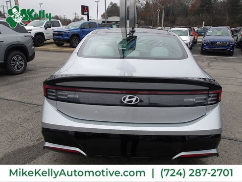 Certified 2024 Hyundai Sonata SEL w/ Convenience Package image 6