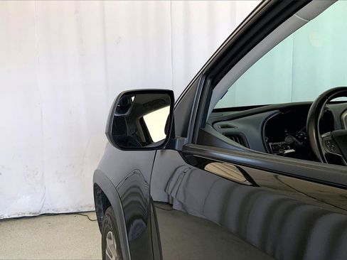 Used 2016 Chevrolet Colorado Z71 image 10