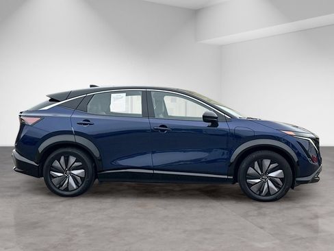 Used 2023 Nissan Ariya FWD image 8