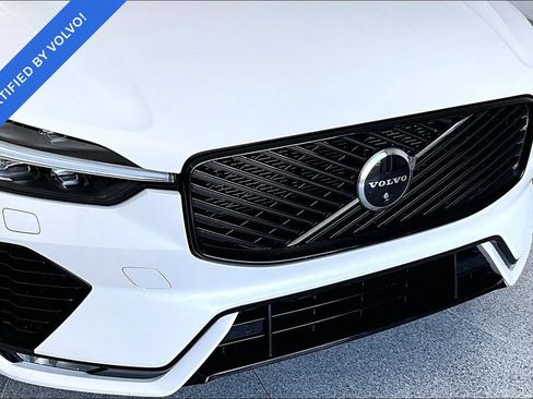 Certified 2026 Volvo XC60 B5 Plus AWD/4WD image 36