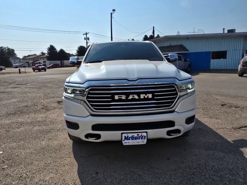 Used 2024 RAM 1500 Limited w/ Body Color Bumper Group AWD/4WD image 3
