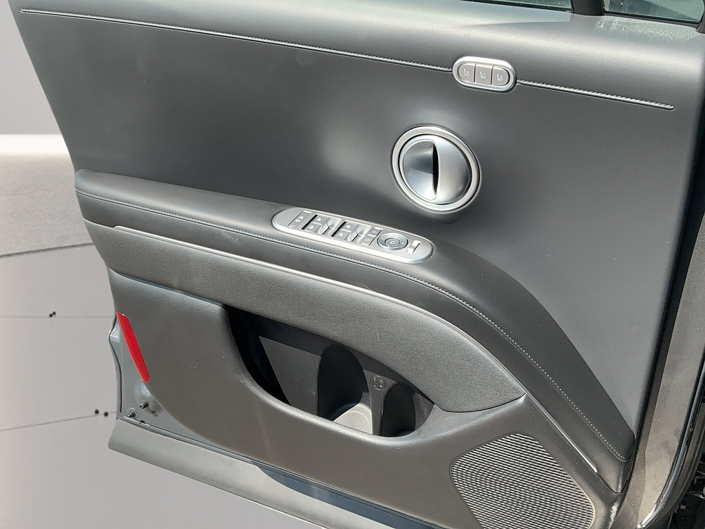 Certified 2026 Hyundai Palisade Calligraphy FWD image 27