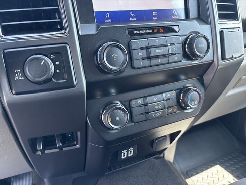 Used 2020 Ford F150 XLT AWD/4WD image 15