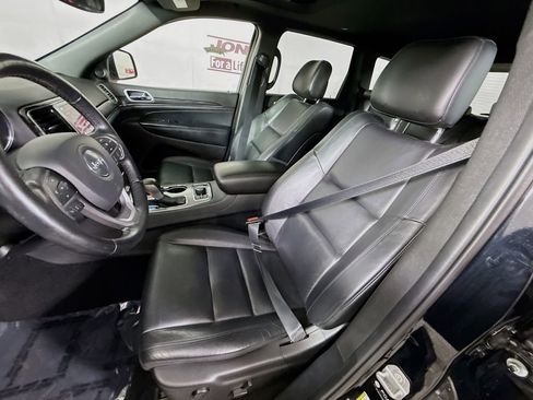 Used 2021 Jeep Grand Cherokee Limited AWD/4WD image 27