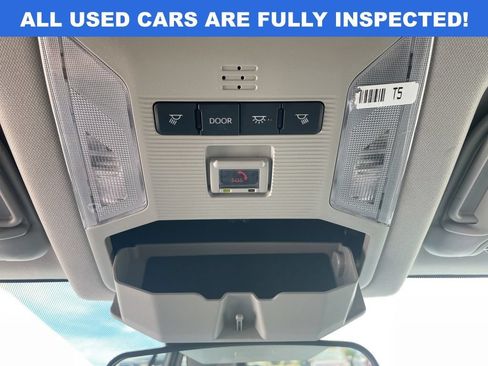 Used 2024 Toyota RAV4 XLE AWD/4WD image 18